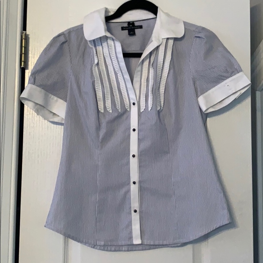 Banana Republic blue/white pinstripe blouse